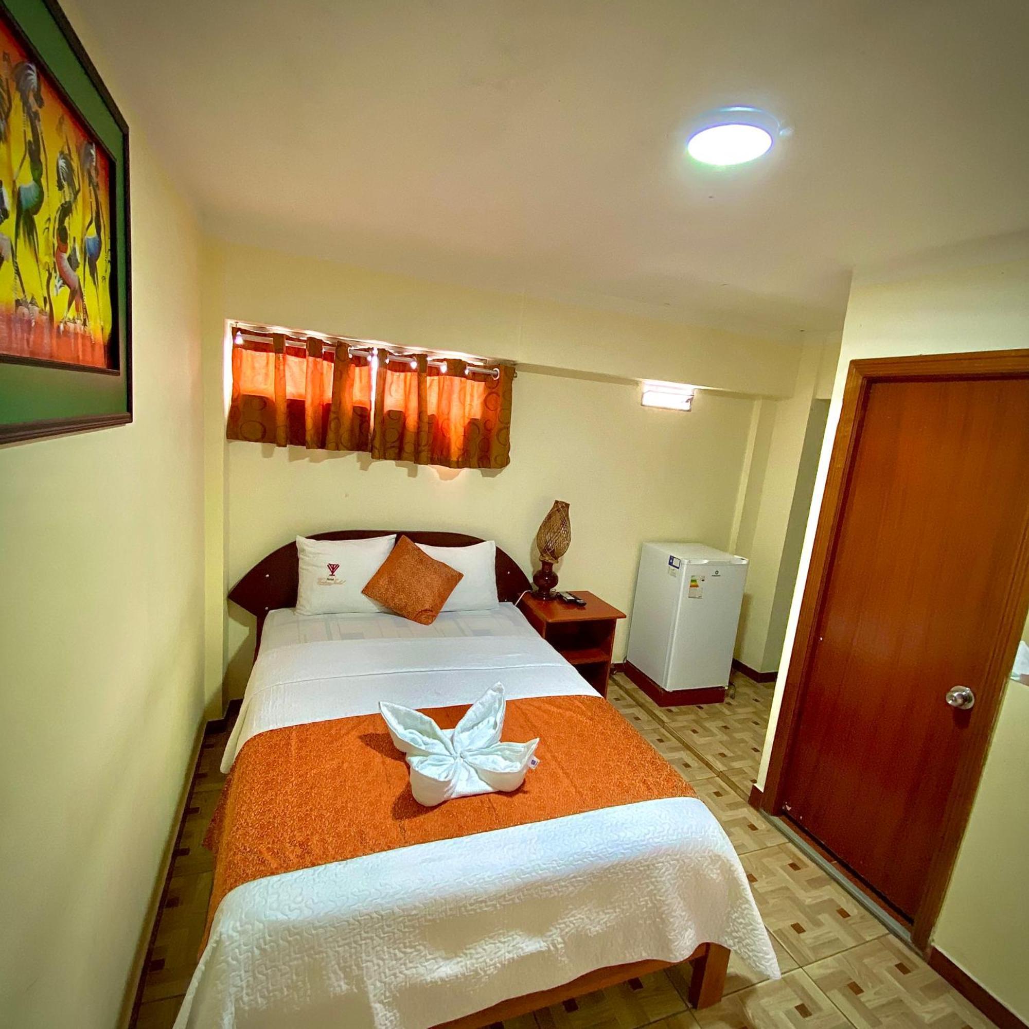 Hotel Ventura Isabel Iquitos Exterior foto