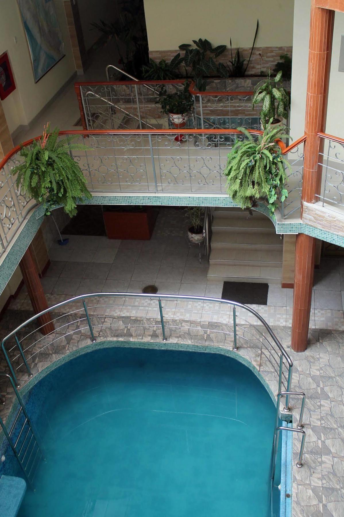 Hotel Ventura Isabel Iquitos Exterior foto